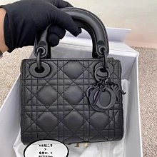 米粒二手DIOR 迪奧 LADY D-JOY  戴妃包 手提包 肩背包 斜背包 M0540 歷史價格詳細信息