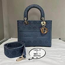 米粒二手DIOR 迪奧 LADY D-JOY  戴妃包 手提包 肩背包 斜背包 M0540 歷史價格詳細信息