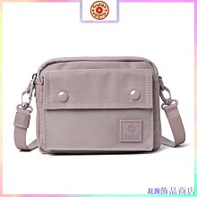 檸檬飾品小屋訂單滿188出貨  鑲嵌天然海藍寶石 S925銀戒指環包邊8x10mm 晶體乾淨冰透可 歷史價格詳細信息