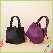 韓國真皮斜背包/質感牛皮/翻蓋小包/旅行斜背小方包（現貨+預購）免運費 歷史價格詳細信息