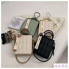 新品✾通勤上班 小圓包 雙拉鍊 藍白時尚搭配 五金logo 手提側背包 SY300015 歷史價格詳細信息