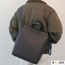 優選精品-韓國���� 設計師膠囊系列logo口袋V領線衫開衫 1100722 歷史價格詳細信息