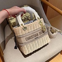 『瑤瑤代購』DI*R 小方包 最新款 頂級貨 原單大牌 復古通勤旅行包郵差包單肩斜挎包潮包42HJ495 歷史價格詳細信息