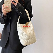 ????️超大壓克力水晶舍利塔佛塔高11公分(可以裝藏舍利子藏紅花） 歷史價格詳細信息