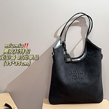 UU//黑色性感泳衣 2023輕奢度假露背小胸連身裙式遮肚顯瘦泳裝女 歷史價格詳細信息