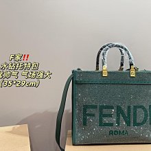 芬迪  fendi   2024新款 圓領 短袖 T恤 體恤 半袖 ，專柜面料 透氣舒適度高，細節無可挑剔，品牌元素設計理念，手感 NO15306 歷史價格詳細信息
