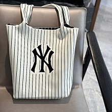 代購新款帆布托特包單肩斜挎網紅爆款高級感通勤女包大容量小眾手提包 明星大牌同款包包 歷史價格詳細信息