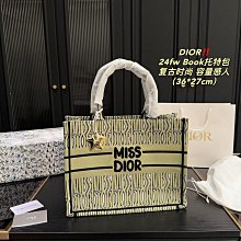 輕奢刺繡手提包女包新款國風中年女士包配旗袍送媽媽包包禮物『SB15314』『愛衣閣』 歷史價格詳細信息