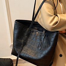 高級感托特包包2024新款上課通勤包大容量女包夏季百搭手提單肩包-心願便利店 歷史價格詳細信息