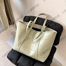 高級感包包通勤大包女包新款2024時尚質感大容量單肩包爆款托特包-心願便利店 歷史價格詳細信息