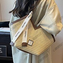 新款????????????????????????草編托特包！ 是陽光跟海風交織的夏天 是惬意隨性又時髦 歷史價格詳細信息