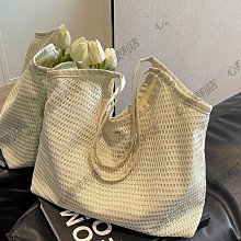 大容量網紅包包女包2024新款夏季時尚單肩女包休閑百搭通勤托特包【心願便利店】 歷史價格詳細信息