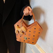 大容量復古女包2024新款高質感百搭斜挎手提包日常通勤郵差包 歷史價格詳細信息