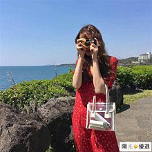 透明防水包 沙灘包???? 日系可愛少女pvc透明玻璃感果凍包包女韓版ins設計感辣妹斜挎包 果凍包 手提包 游泳包 海灘包-西可小鋪❤️ 歷史價格詳細信息