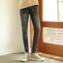 FINDSENSE Z1 韓國 時尚 潮 男 寬鬆 圓領 手工貼標裝飾 針織毛衣 襯衫 上衣 外套 歷史價格詳細信息