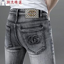 香港潮牌 izzue explore 衝鋒外套 黑色滑面防風 秋冬款 九成五新 歷史價格詳細信息