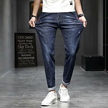 百搭單寧色繡線牛仔褲【1753】 歷史價格詳細信息