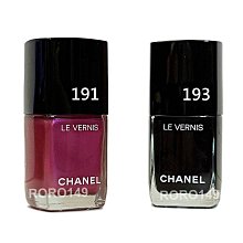 香奈兒  2024春夏最新款時尚圓領短袖T恤，絲光棉面料，上身涼爽，貼膚舒適，吸汗透氣，耐看又好穿，logo徽章定位印花，，型男必 NO28383 歷史價格詳細信息