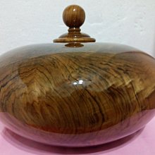 【九龍藝品】台灣黃檜木 ~ 聚寶盆  重油.山材.寬約12.5公分(４-J0876)0.50347 歷史價格詳細信息