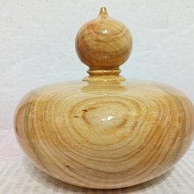 【九龍藝品】台灣黃檜木 ~ 聚寶盆  重油.山材.寬約12.5公分(４-J0876)0.50347 歷史價格詳細信息