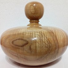 【九龍藝品】台灣黃檜木 ~ 聚寶盆  重油.山材.寬約12.5公分(４-J0876)0.50347 歷史價格詳細信息