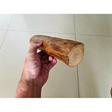 台灣黃檜 黃檜底座檯座 台灣紅檜桌面台灣黃檜底座隨形擺件 閃折花黑皮天雕 1310 歷史價格詳細信息