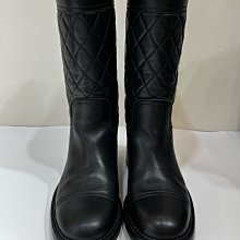 CHANEL 經典大雙C LOGO 黑金雙色不規則穿式耳環 歷史價格詳細信息