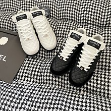 Jisoo代購 CHANEL新款輕便帆布休閒鞋 厚底女款小白鞋 春秋高品質板鞋 歷史價格詳細信息