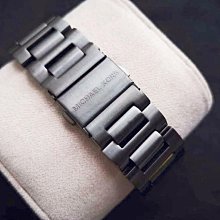 MICHAEL KORS 灰黑色品牌大LOGO字樣長型圍巾 歷史價格詳細信息