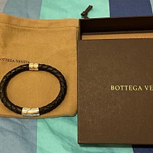 BOTTEGA VENETA 寬編織皮革拉鍊短夾(灰綠色) 歷史價格詳細信息