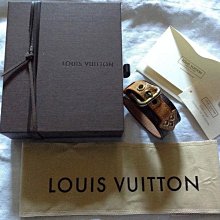 路易威登 (Louis Vuitton) Tambour GMT Automatic Watch Q113KO 可高雄漢神專櫃保養面交  熟客寄賣款 急售出價談 歷史價格詳細信息