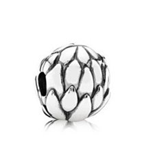 Lotus Flower &amp; Lily Pad Lanyard Id Badge Holder Keychain By Execucat 歷史價格詳細信息