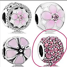 美國帶回全新正品Michael Kors 金色 MK心型水鑽＋鑰匙吊飾手鍊 歷史價格詳細信息