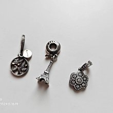 Pandora 潘朵拉 真品手鏈墬飾 女王蜂 招財貓 熱氣球 金荷包  Gondola 各價錢在描述裡 歷史價格詳細信息