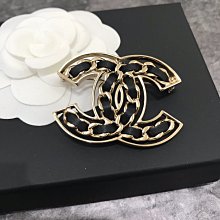CHANEL 金色Logo 荔枝皮革拉鏈卡夾/零錢包(黑色) AP3179 B10583 C3906 歷史價格詳細信息