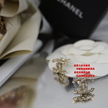 優買二手精品名牌店 CHANEL 金色 金屬 菱格紋 雙c logo 水鑽 雙面 立體 別針 胸針 墬子 項鍊 全新商品 歷史價格詳細信息