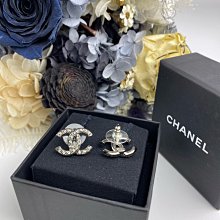【翰貝格名牌館】全新真品 CHANEL 小金花 皮穿鍊 雙C 水鑽 雙層 頸鍊 項鍊 歷史價格詳細信息