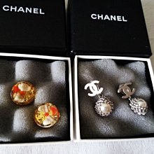 Chanel 真品香奈兒圓牌珍珠針式耳環 歷史價格詳細信息