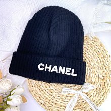 【翰貝格名牌館】全新真品 CHANEL 爆款 白色 LOGO 鍊條  印花 方巾 絲巾 90 cm AA8905 現貨 歷史價格詳細信息