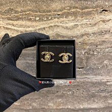 香奈兒 CHANEL 鈕釦字母雙C金色金屬耳環Venice維娜絲日本精品代購 歷史價格詳細信息