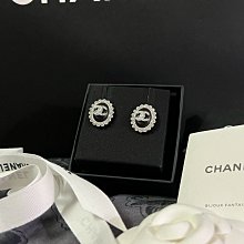 CHANEL 黑色漆皮K金腕錶.手錶 歷史價格詳細信息