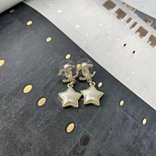 CHANEL LOGO 雙C 白色 彗星 星星 星 金色 小香 針式 垂墜 耳環 耳鉤 價格比較,價格查詢,歷史價格詳細信息