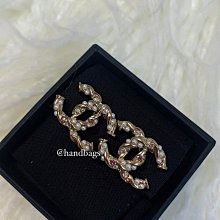 【翰貝格名牌館】全新真品 CHANEL 小金花 皮穿鍊 雙C 水鑽 雙層 頸鍊 項鍊 歷史價格詳細信息