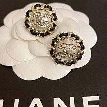 CHANEL 山茶花拉鍊長夾 VIP特別限定 顧客限定 歷史價格詳細信息