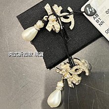 CHANEL蝴蝶結草帽 隨意搭配都是酷姐壹個！ 姐妹們，都給我沖～ 歷史價格詳細信息