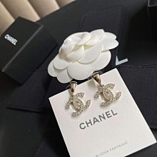 CHANEL新款星星金屬LOGO菱格紋小羊皮翻蓋卡片夾(黑色) 歷史價格詳細信息