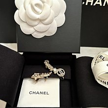 CHANEL新款星星金屬LOGO菱格紋小羊皮翻蓋卡片夾(黑色) 歷史價格詳細信息