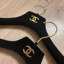 CHANEL 金色CC Logo 縫線小羊皮設計迷你鏈帶小方盒(黑色) AP3459 B13477 94305 歷史價格詳細信息