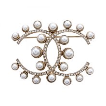 【現貨】ĆHANEL小香 日常百搭款 方型真皮穿皮耳環/耳釘 歷史價格詳細信息