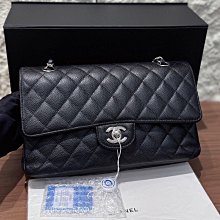CHANEL 香奈兒 黑銀CC Logo 胸針 歷史價格詳細信息